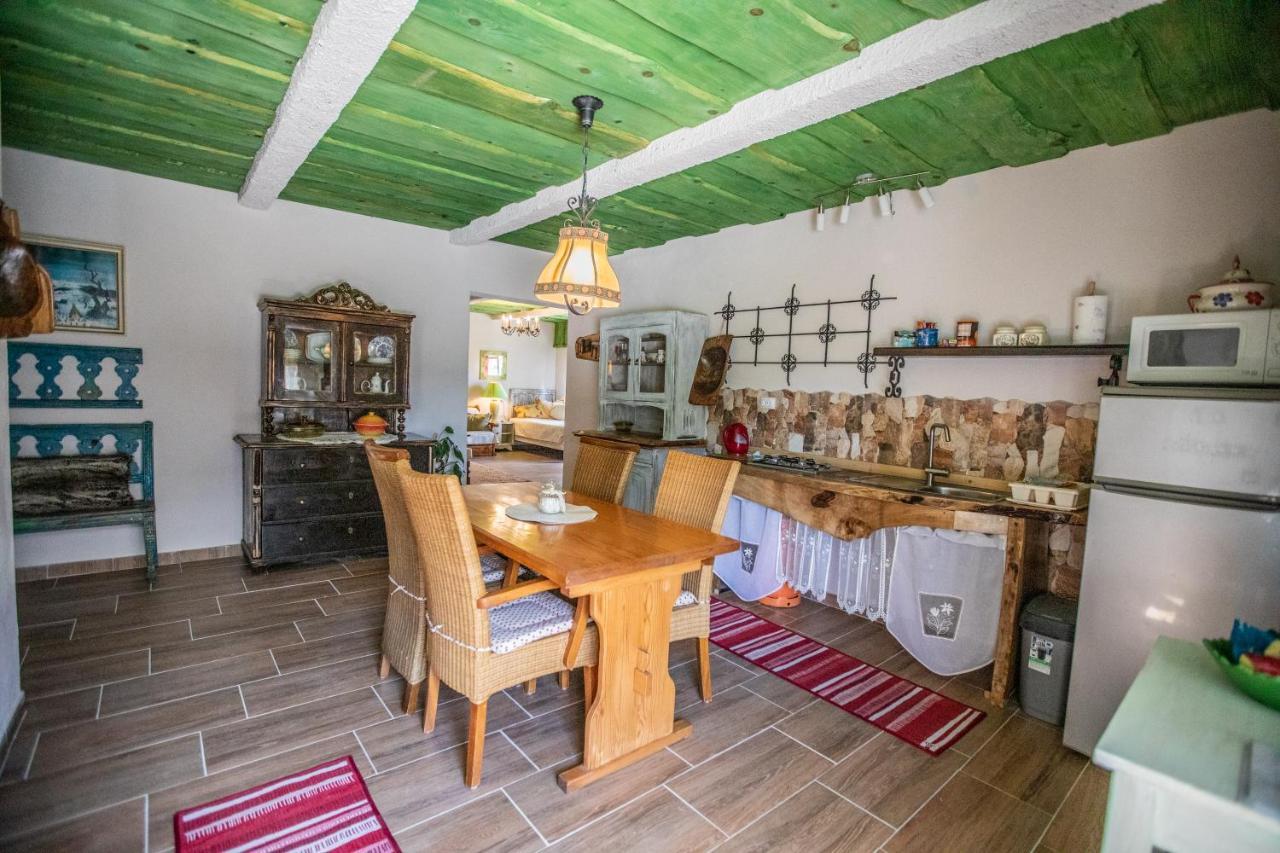 אוגולין Sumski Dvori Apartment מראה חיצוני תמונה